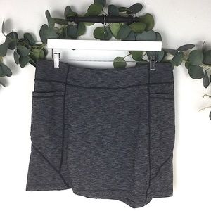 Athleta Grey Skort Skirt XL Pockets Workout
